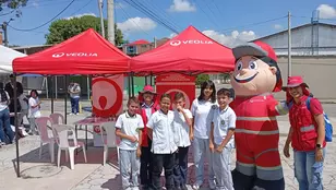 Veolia promueve la sostenibilidad en la campaña “Pégate al parche ambiental con Roque y Rupito” en Guacarí